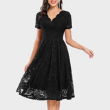 Mara - Vestido de Renda Floral