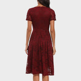 Mara - Vestido de Renda Floral