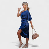 Cátia - Vestido com Brilho em Cetim