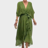 Patrícia - Vestido com Laço e Detalhes Artesanais